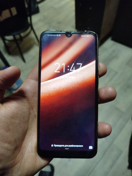 Телефон Huawei Y6 2019