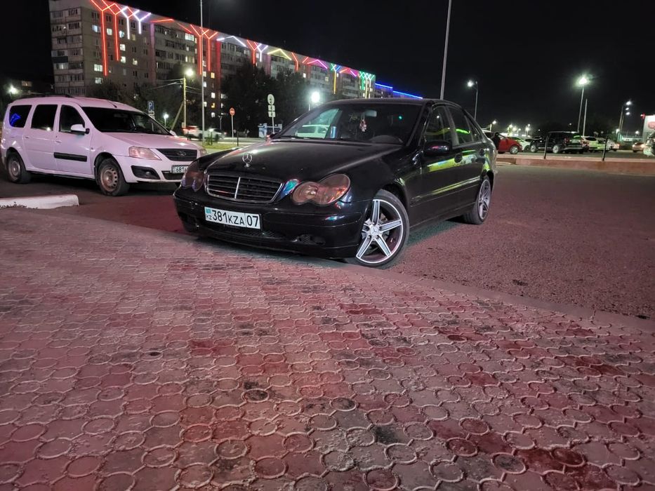 Продам Mercedes  c180 w 203 срочно
