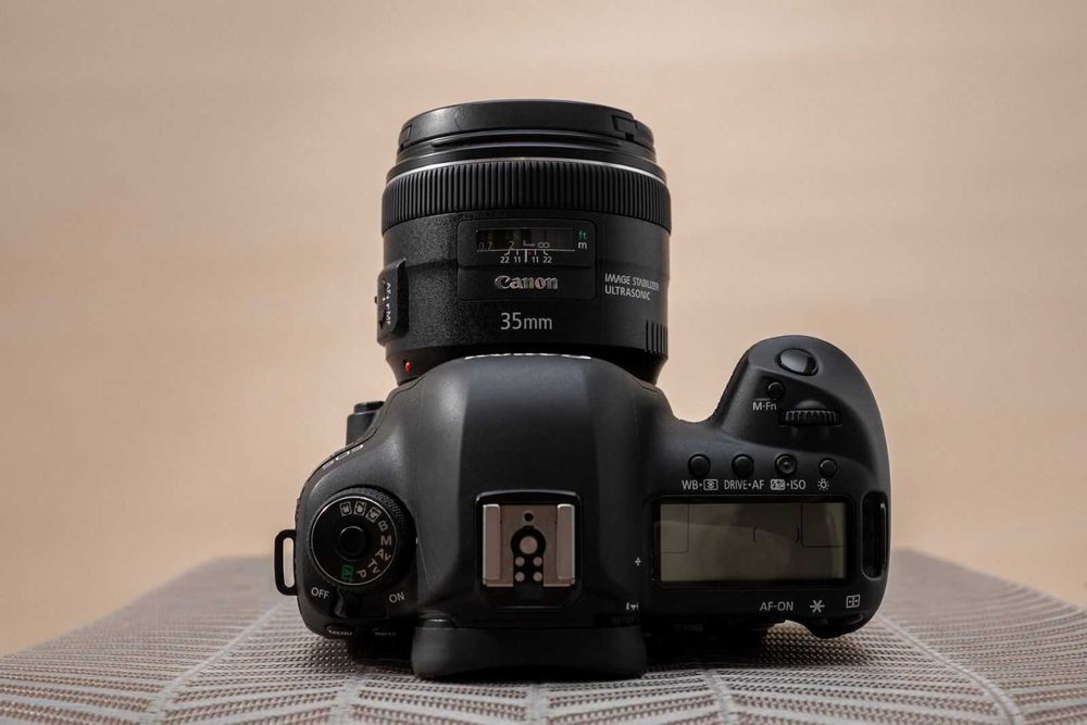 Canon 5D Mark IV full-frame | 45k shutter | Perfect funcțional
