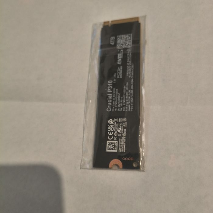 vand ssd 4tb crucial p310 nou 0 ore 0 mb scrisi pciex 4.0