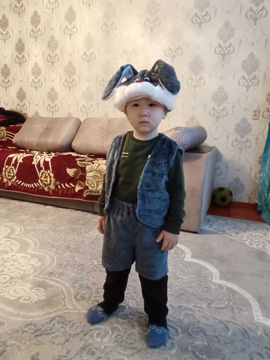 Корнавальный костюм,новый