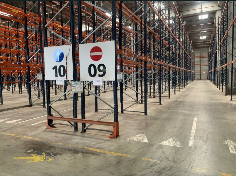 Vand rafturi metalice profesionale reglabile