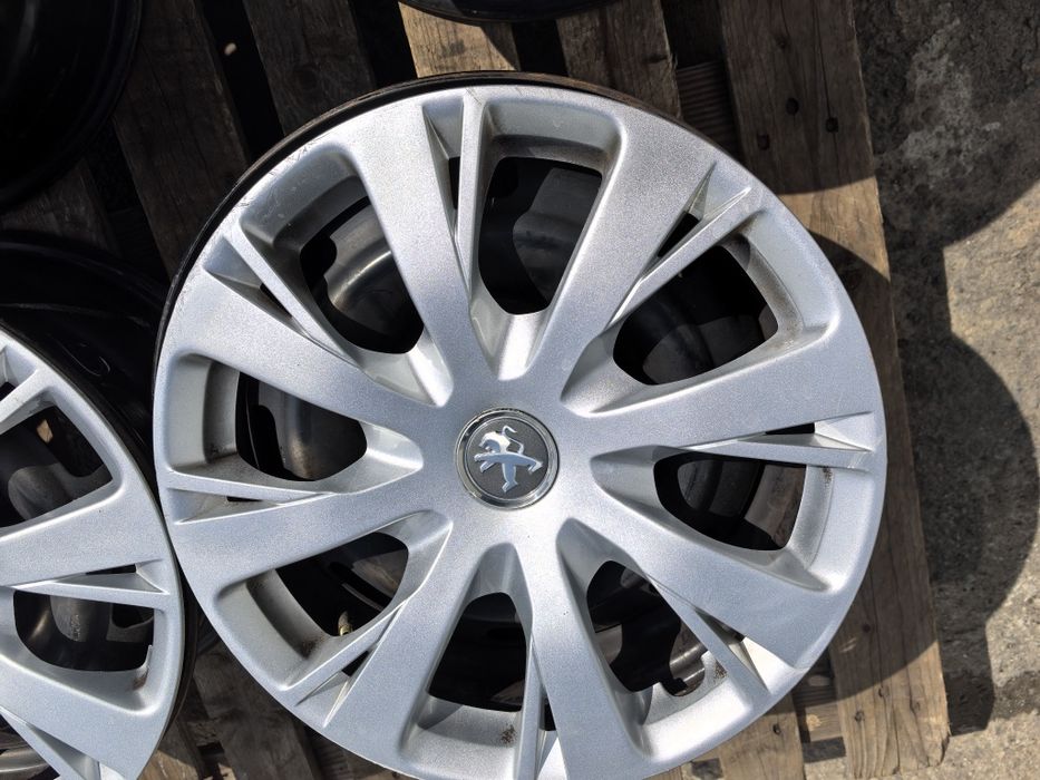 15 цола 4 х 108 мм Пежо 208 / Ситроен Ц3 - 6 инча / ЕТ 23