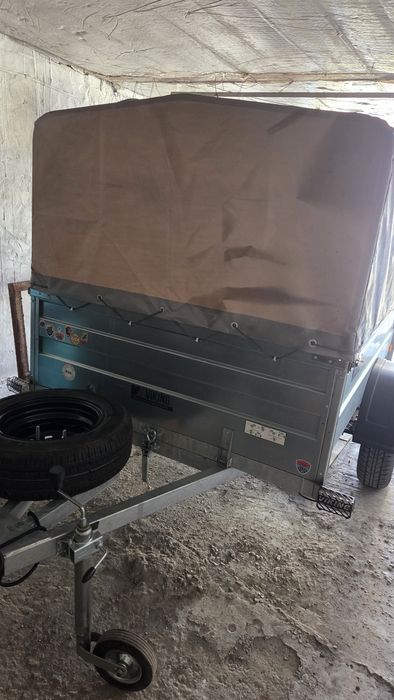 Прицеп с документоми