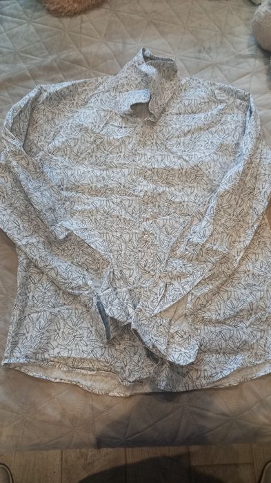 Мъжки ризи и тениски !!!