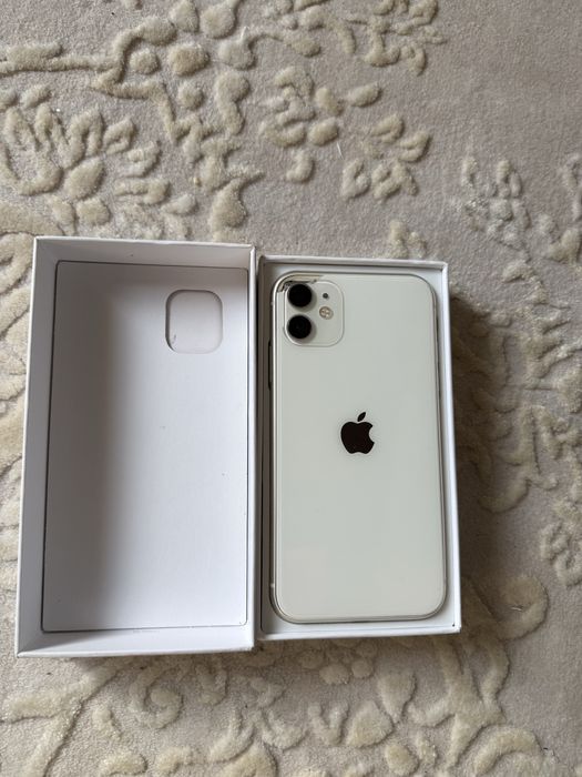 iPhone 11 каробка