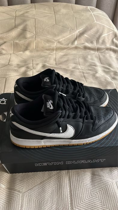 Nike SB Dunk Low Black White