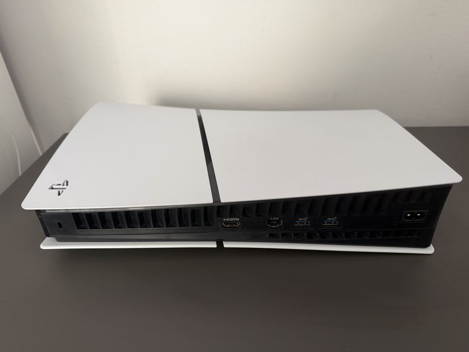 PS5 Slim Digital 1TB Fortnite Edition - Impecabil, Garanție Dec. 2026, Cutie completă+Cod fortnite