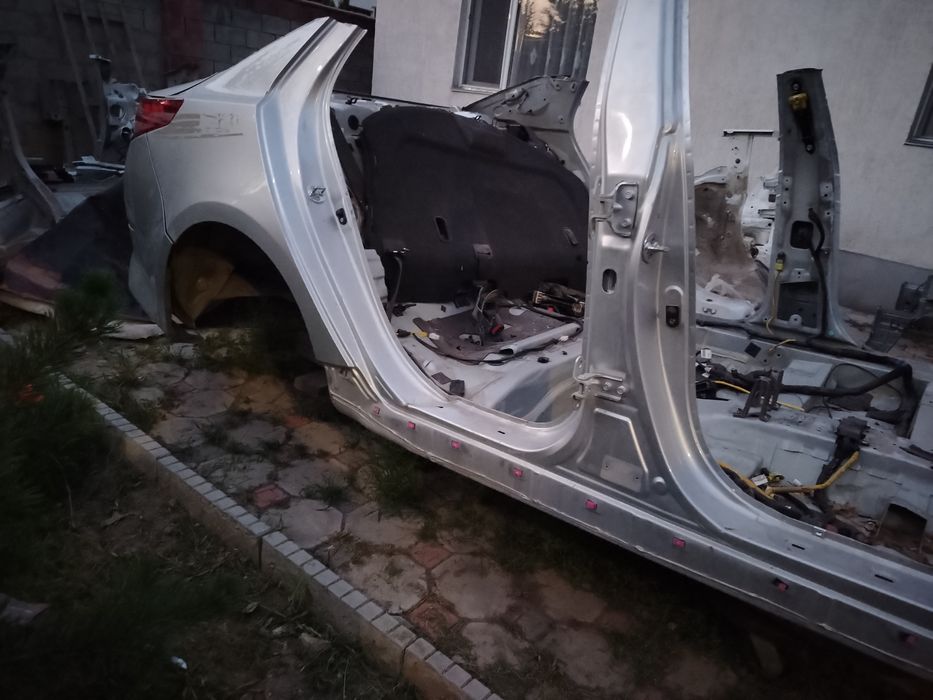 Задний правое крыло Kia Optima 2014 год