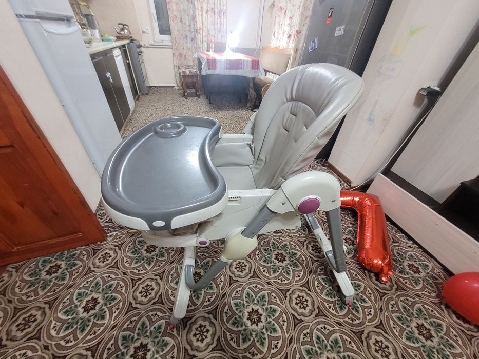 Продам стул для кормления