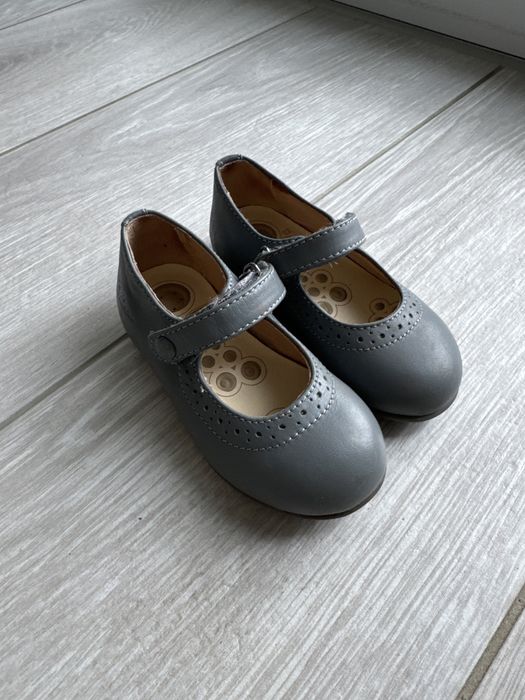 Обувки балеринки за момиче Chicco 23 номер
