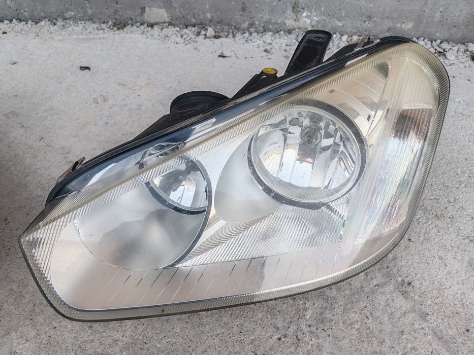 Фарове Форд Цмакс