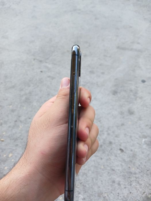 IPhone X 64gb xolat rasimda