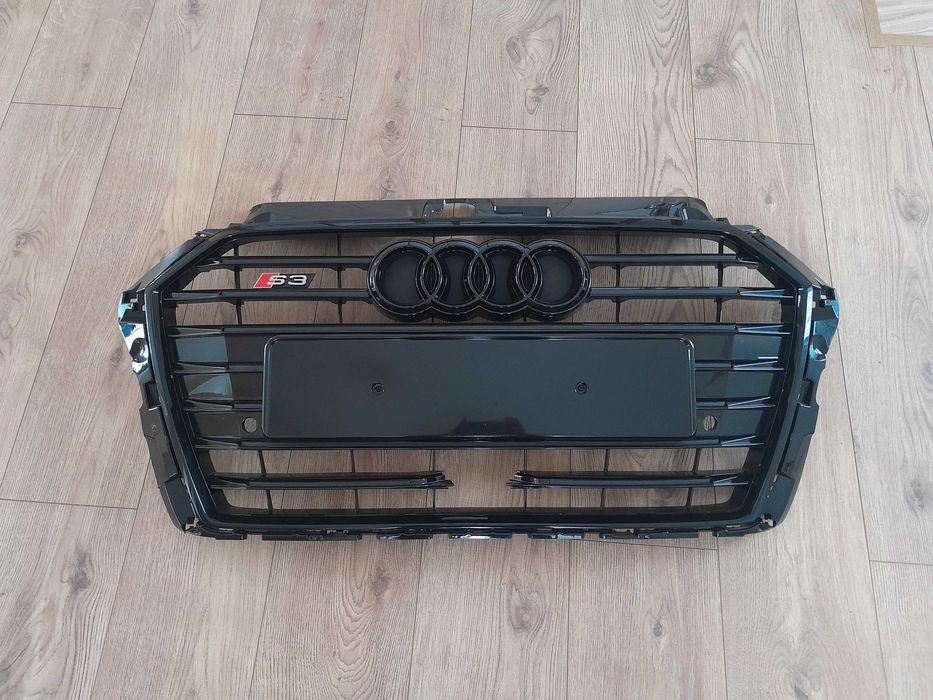 Grila bara fata audi A3 S3 fabricatie 2015 _ 2018 blak