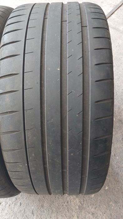 Летни гуми 235 35 20 Michelin 2 броя