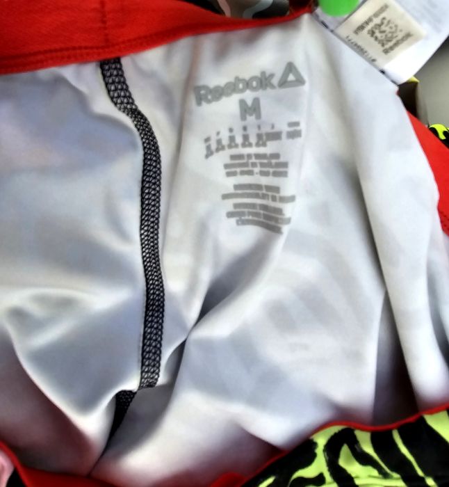 Reebok оригинален дамски клин М размер