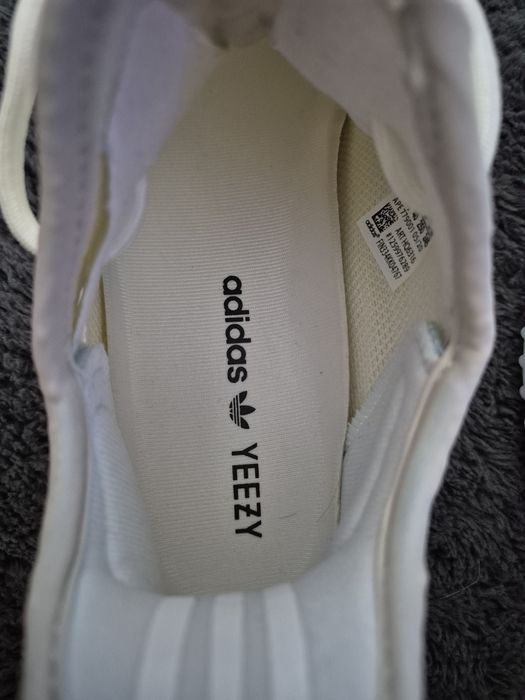 Adidas Yeezy Boost 350 v2 Bone Sneakers