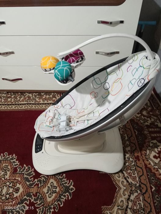 Продам люльку качалку 4 moms