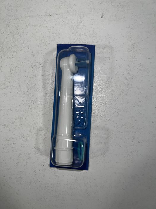 Насадки для электронных щеток Oral-B
