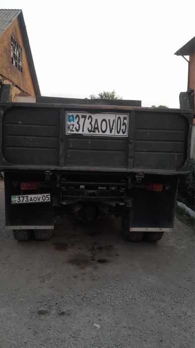 Зил,камаз машина