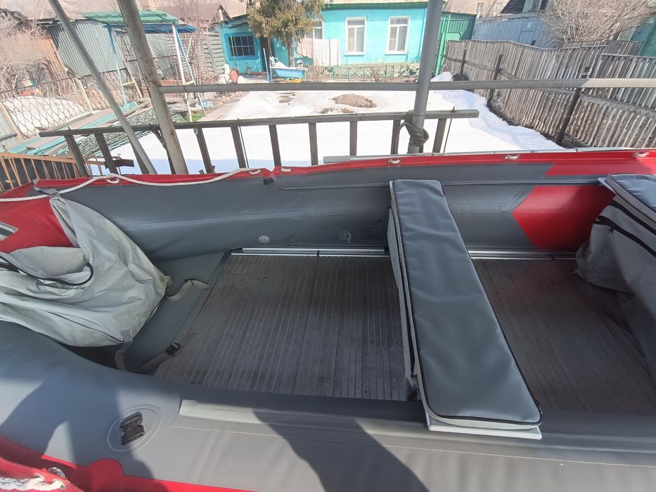 Продам лодку Роял Марин