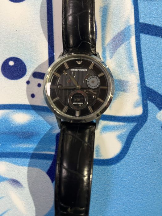 Часовник Армани оригинал