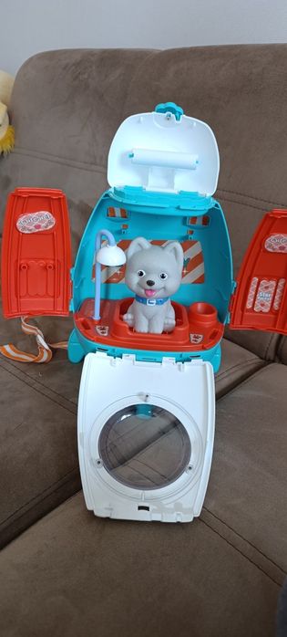 Модно кученце, куче в раница