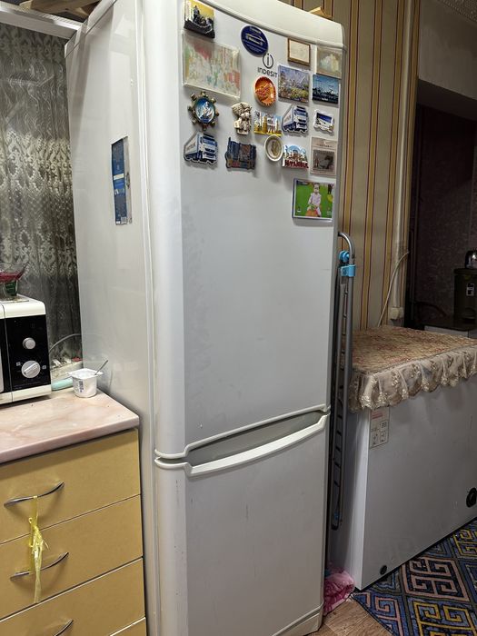 Продается холодильник