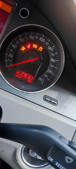 Dezmembrez vw volkswagen passat B6 sedan 2.0 tdi BMP cv man HDU LD5Q