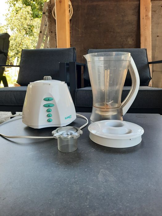 Blender Scarlett 500W+masina tocat cadou