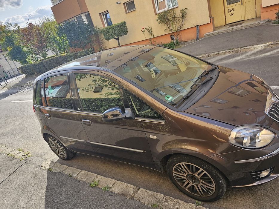 LANCIA Musa 2011 — imagine 5