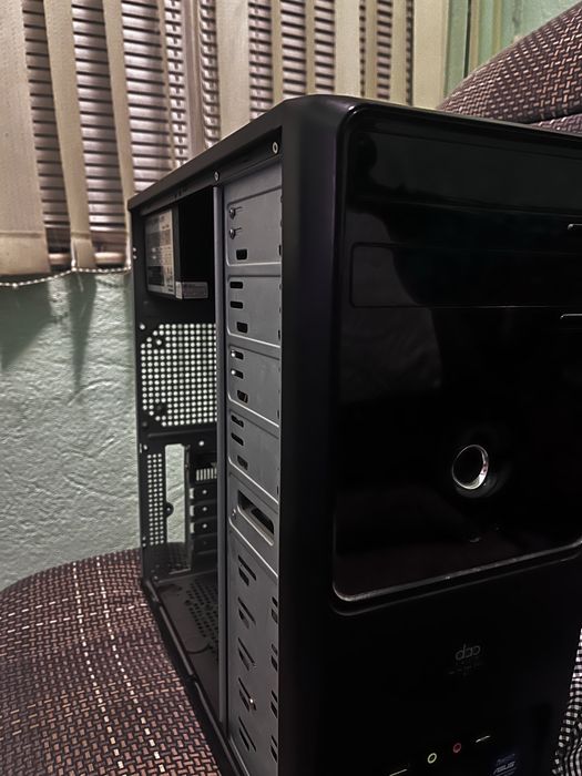 Настолен за сърфиране и youtube/филми