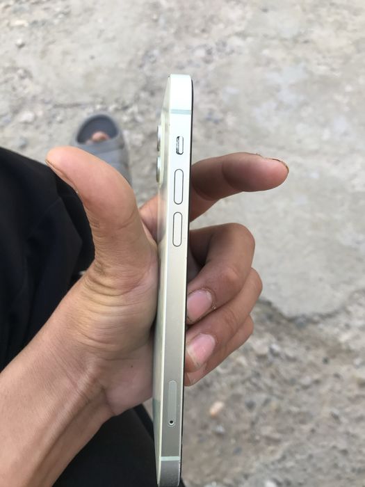 Iphone 12 idial  ochilmagan