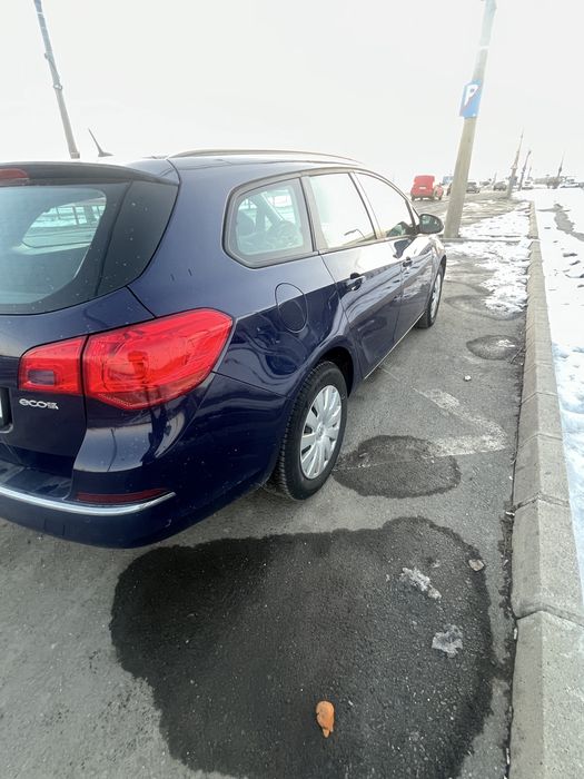 Opel Astra J Sports Tourer