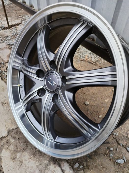 Продам диски на 16