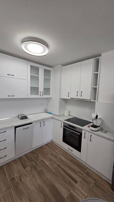 Дава се под наем Двустаен апартамент в Бургас, Сарафово - 67 кв.м за 637.5 € - Снимка #1