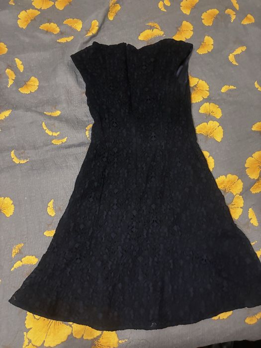 Продам женские платья.