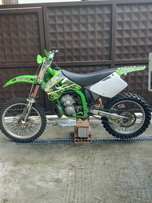 Продавам kawasaki kx250