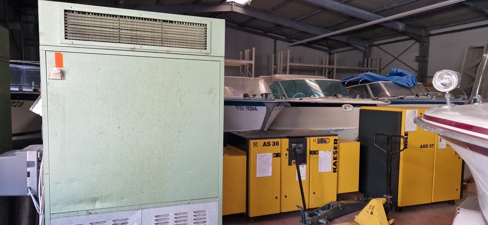 Generator aer cald pe ulei uzat ars soba ulei