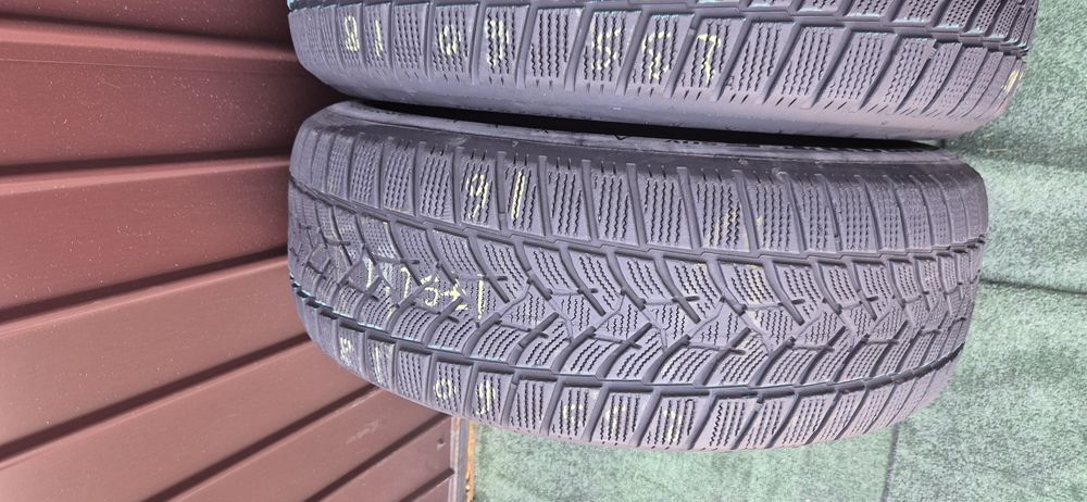 235 60 18 Dunlop m+s