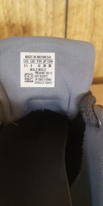 Оригинальные мужские кроссовки кеды adidas.