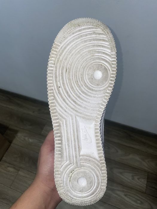 Vand adidasi nike AF1 aproape noi purtati doar o data