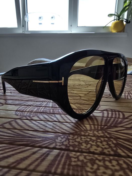 Слънчеви очила Tom Ford Bronson FT1044