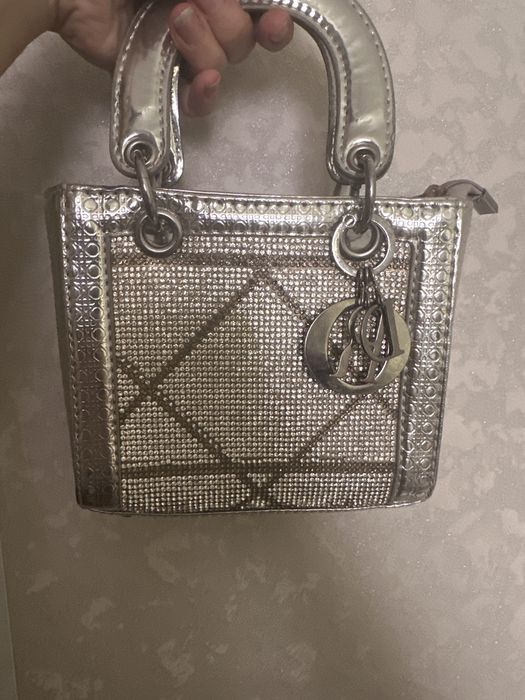 Бесплатно киімдер ойыншыктар