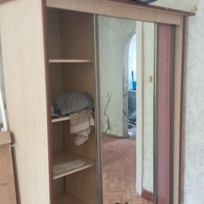 Продам шкаф купе, с зеркалом