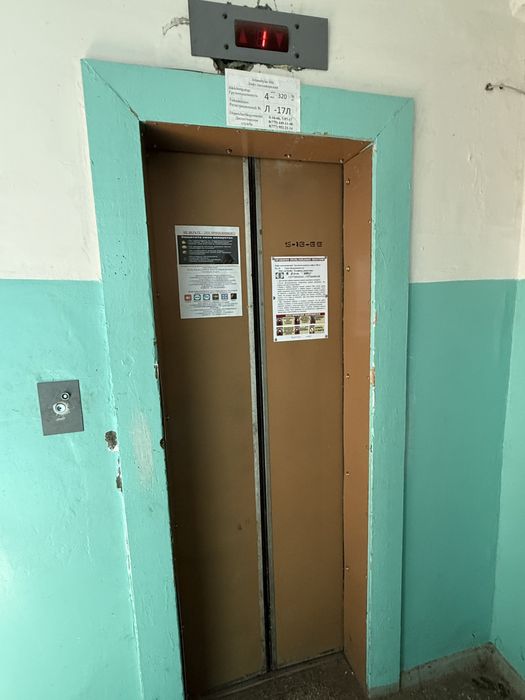 Продается квартира 3-комната мкр 6-86