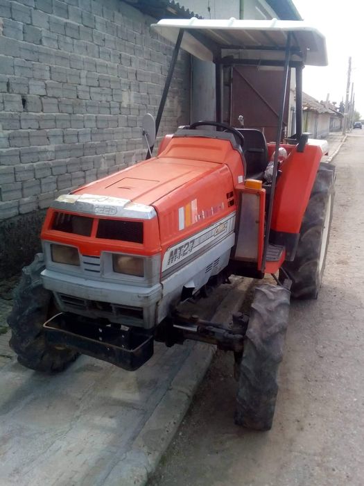 Трактор Mitsubishi