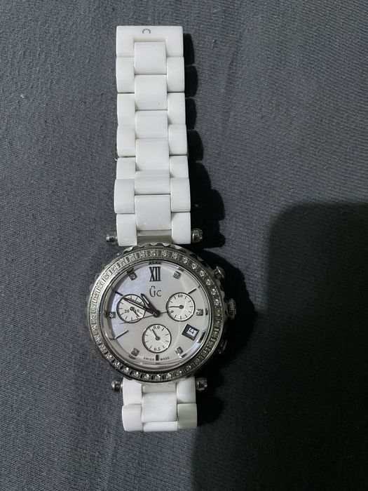 Vand Ceas Guess Ladies Diver Chic