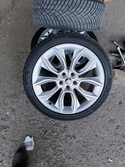 19ц.Оригинални джанти с всесезони гуми за Шкода 5х112