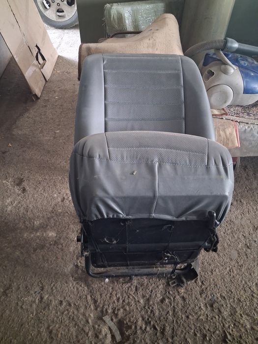 Продам сиденье vw t4